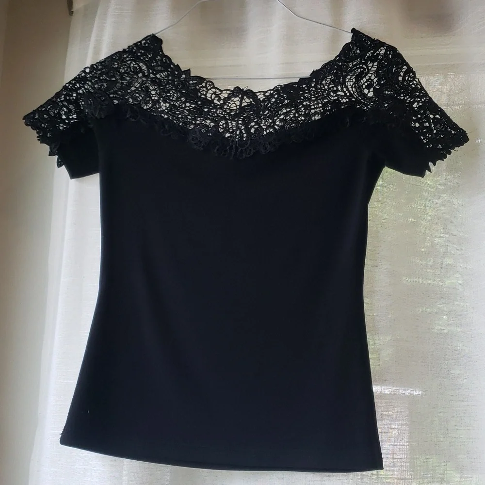 Joseph Ribkoff black top - Picture 6 of 7